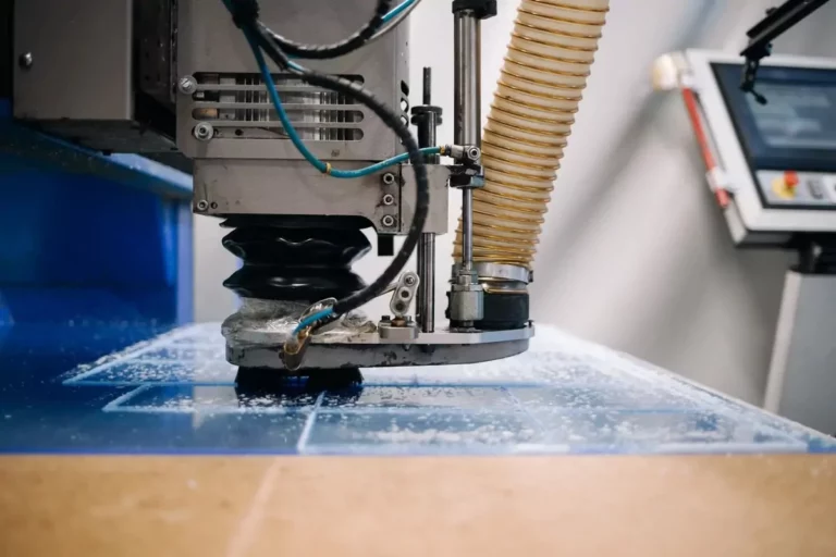 Krawędziowe polerowanie plexi - 3 sprawdzone sposoby