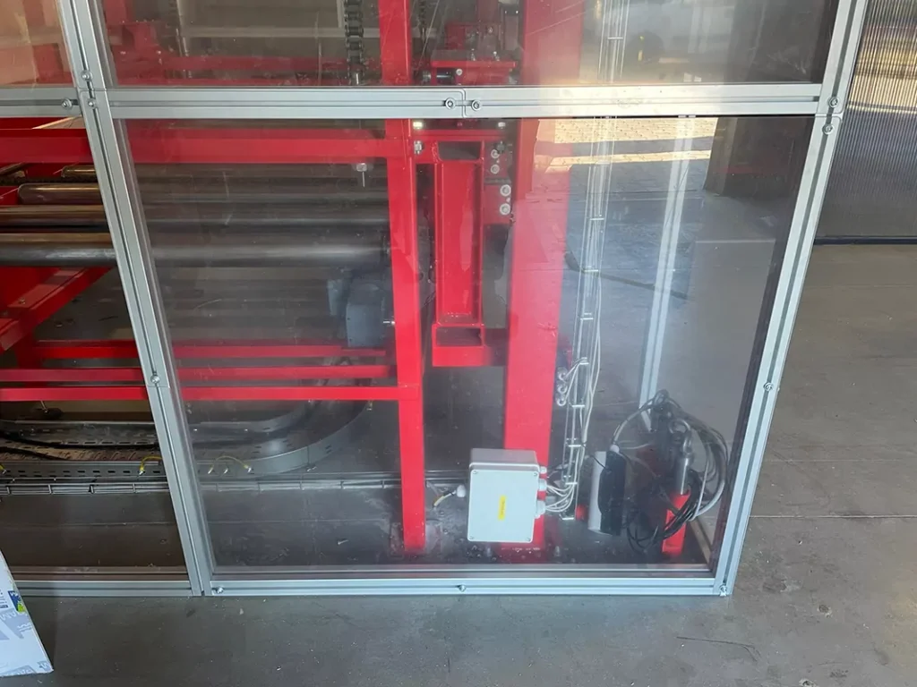 obudowa maszyny z poliwęglanu