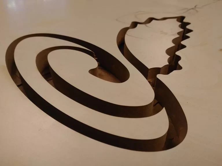 Czym ciąć płyty meblowe MDF? Sprawdzone sposoby