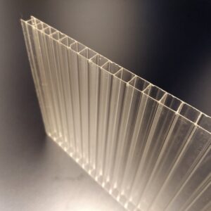 Płyty poliwęglan komorowy bezbarwny 4mm - 210x600cm