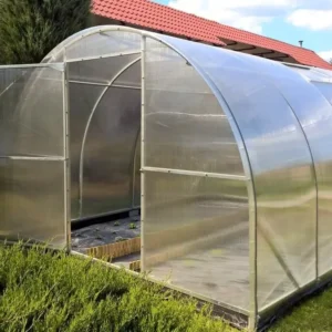 Płyty na szklarnie z poliwęglanu