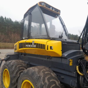 Szyba maszyny leśnej - harwestera z poliwęglanu