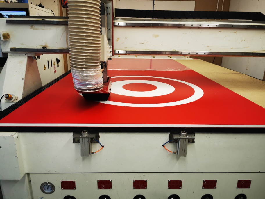 wycinanie tarczy w polietylenie